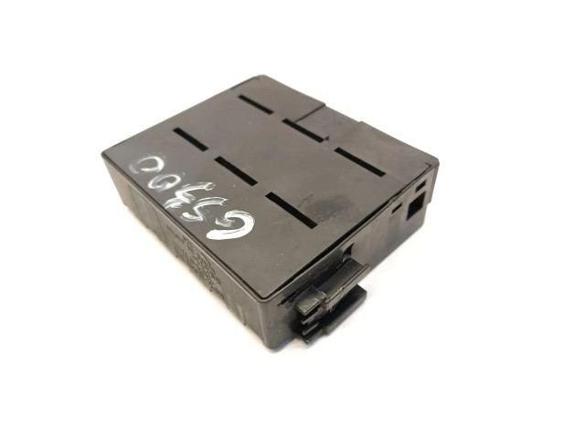 Блок предохранителей 8921130020 Lexus GS 300 350 430 450H