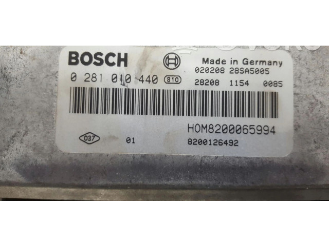 Блок управления двигателем Блок управления 8200065994, 8200065994 Volvo S40, V40