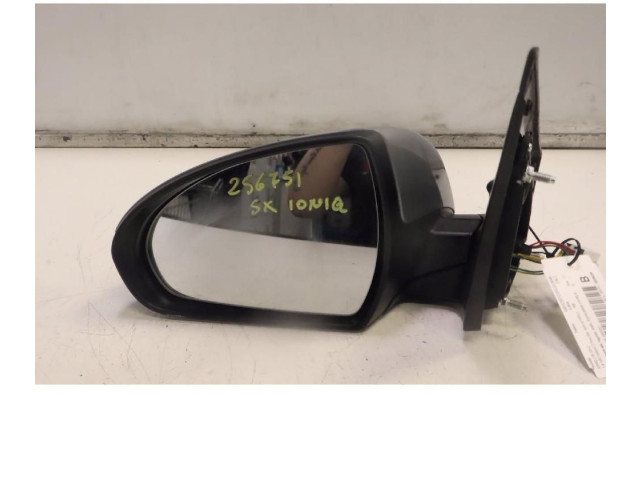 Видеокамера в зеркале