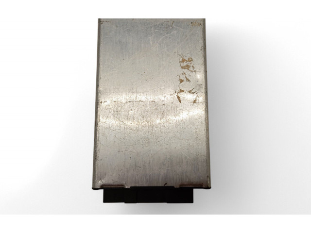 Блок управления 9526757   Saab 9000 CS