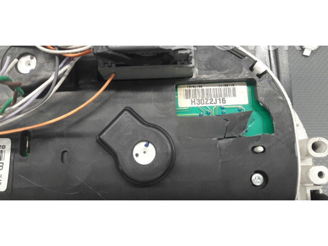 Панель приборов 8200413080   Renault Vel Satis       