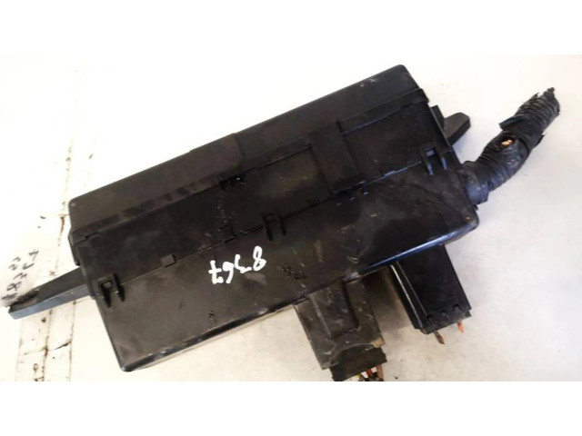 Pojistková skříňka KIA Carnival 2008