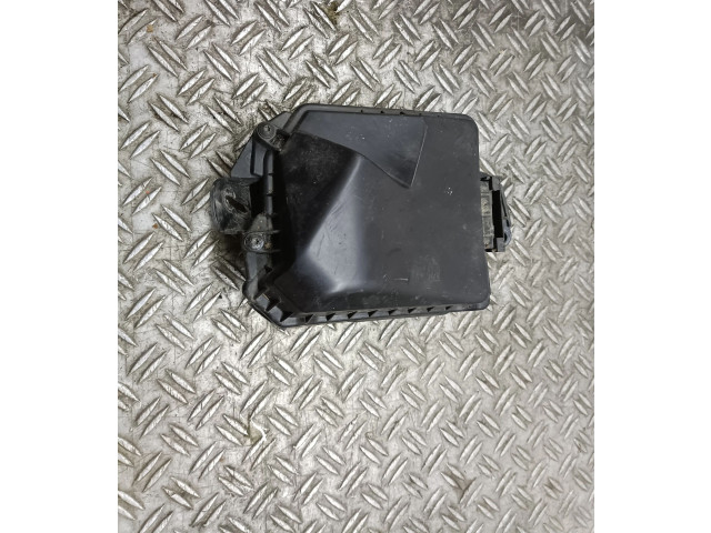 Pojistková skříňka Renault Modus 2008