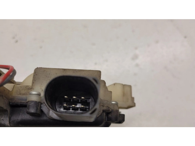 Задний замок