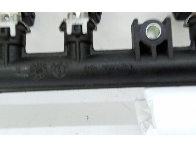 Vstřikovací lišta 3219018301, 3219018301 Fiat Punto (188)