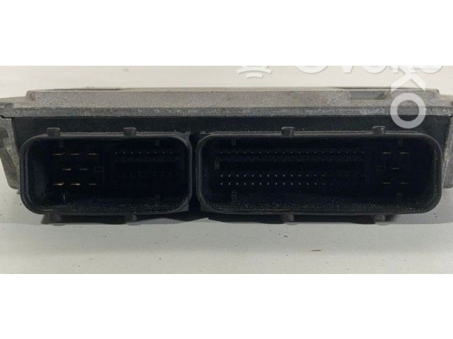 Блок управления двигателя 03E906033AB Skoda Fabia Mk1 (6Y)