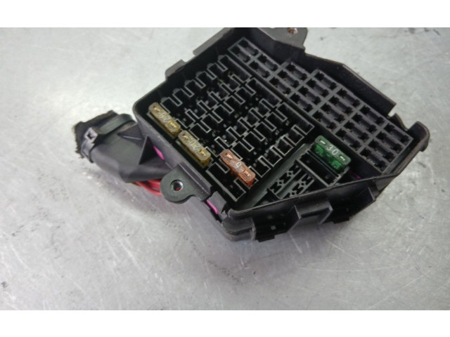 Блок предохранителей Audi A6 S6 C5 4B