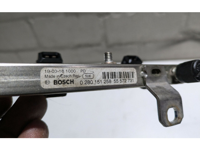 Форсунка 55572731, 0280151258 Opel Meriva B