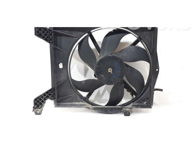 Вентилятор радиатора M899009, 30630635 Mitsubishi Space Star