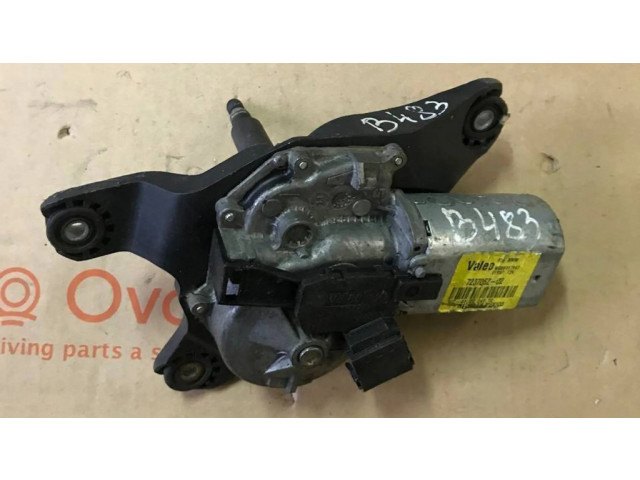 Моторчик заднего дворника 7237062, 4672224616    BMW X4 F26