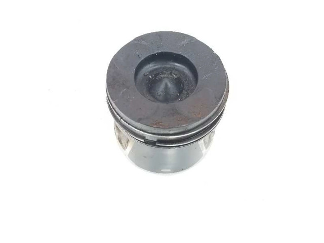 Поршень с шатуном 55253576, 55271722 Alfa Romeo Giulietta