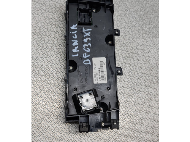 Блок управления климат-контролем 735434101, 00068679 Lancia Ypsilon