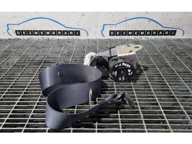 Третий рядный ремень безопасности