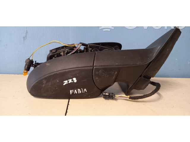 Зеркало электрическое        Skoda Fabia Mk3 (NJ)  2015 - 2021 года   
