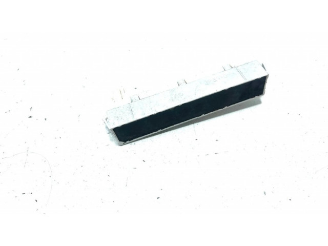 Дисплей 50513905, 30100223 Alfa Romeo Giulietta