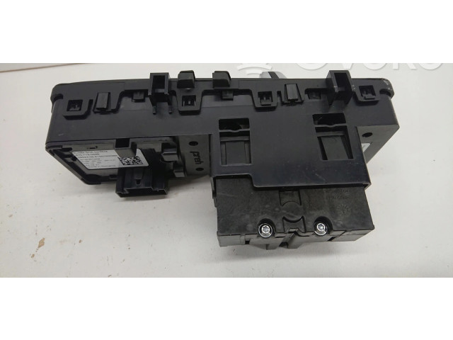 Vstřikovač 8Y0713059B Audi A3 8Y