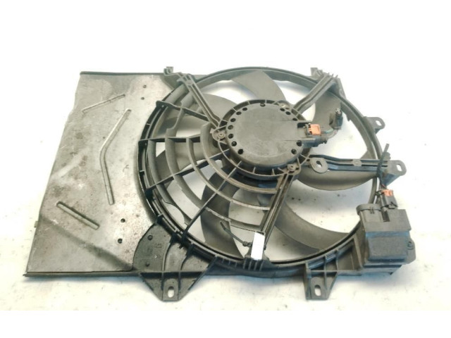 Вентилятор радиатора 9812028580 Citroen C4 Cactus