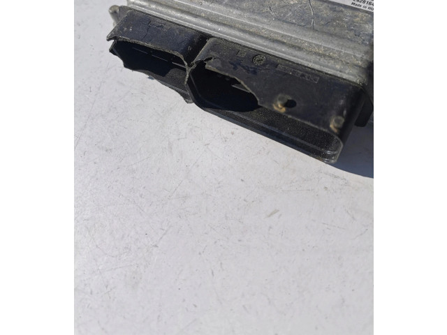 Блок управления двигателем Блок управления Skoda Fabia Mk3 (NJ)