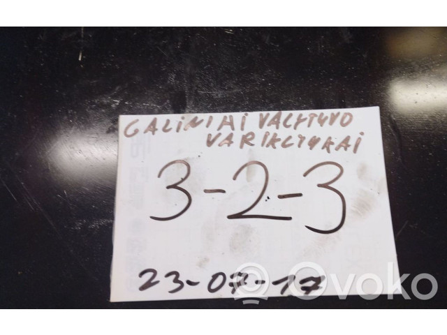 Моторчик заднего дворника 0390201588 Mazda 3 I