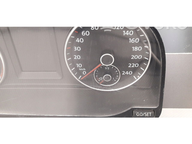 Панель приборов 2K0920865J   Volkswagen Caddy       