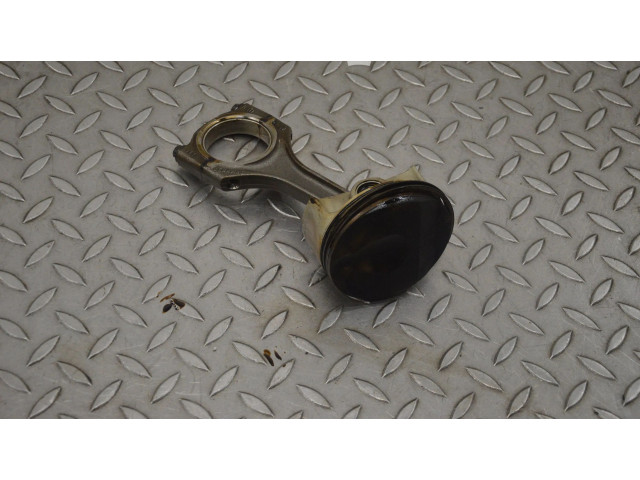 Píst 9A11031400R Porsche 911 991 MA1.03