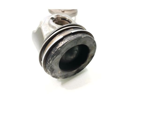 Píst    Ford Fiesta    KVJA 