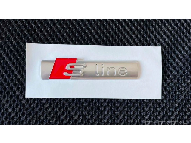 буквы модели автомобиля