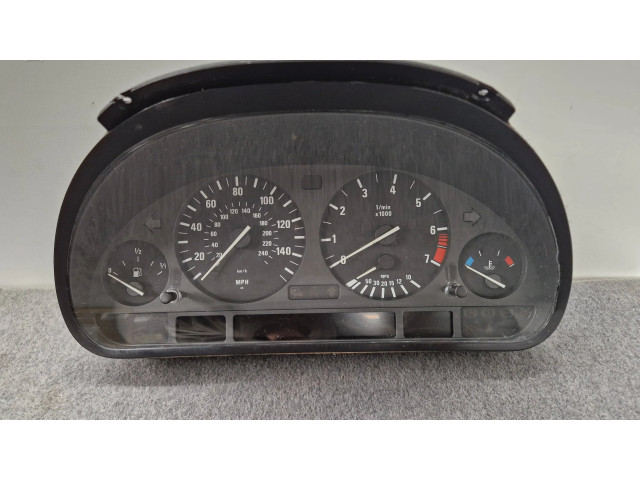 Přístrojová deska BMW 7 E38 2000 6906112