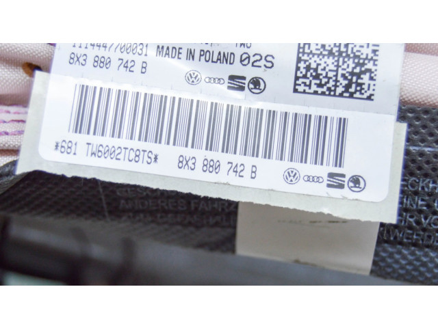 Боковая подушка безопасности 8X3880742B   Audi A1