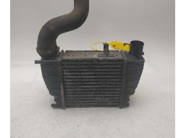 Интеркулер  8200471885A   Renault Clio III 