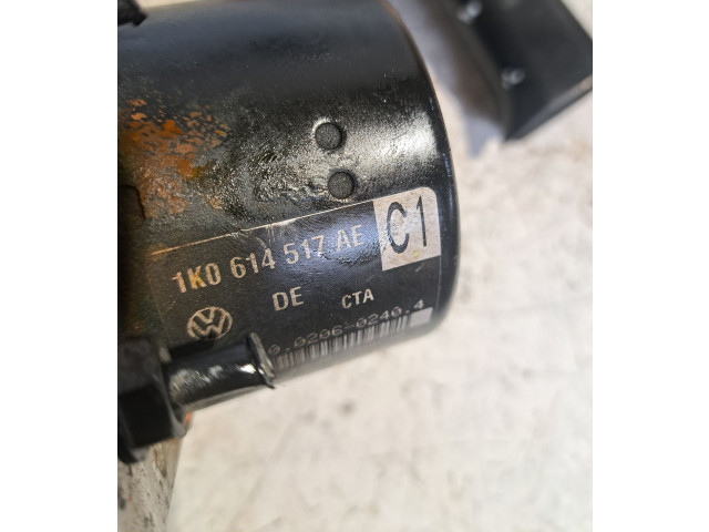 Блок АБС 1K0907379AC, 00005305H0 Volkswagen Caddy 2004 - 2010 года