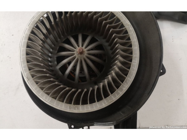 Вентилятор печки    6r1819015   Skoda Fabia Mk2 (5J)