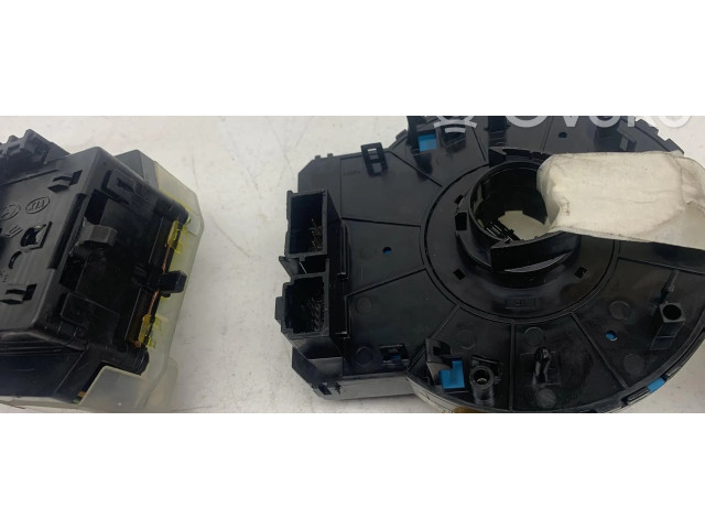 Мултифункционный включатель управления / ручка