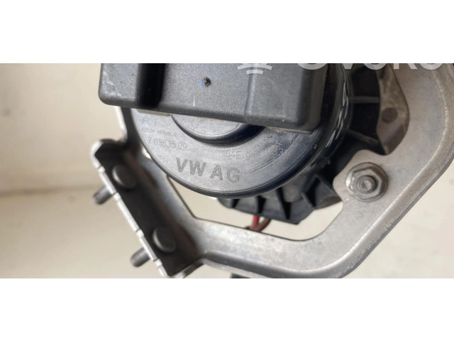 Vstřikovač 70363509, 04E959231A Volkswagen Beetle A5