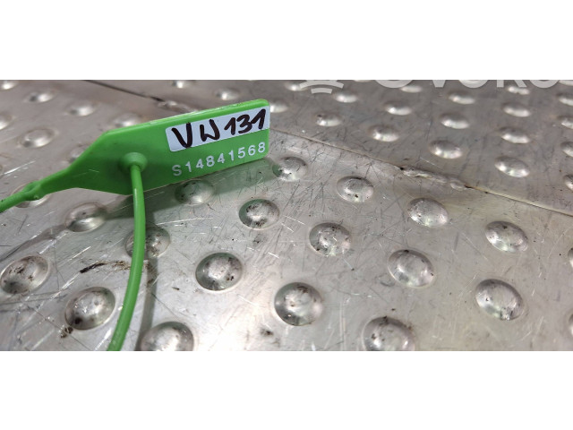 Комплект механизма стеклоочистителей Volkswagen PASSAT B4  1994 - 1996 года 358955113A      