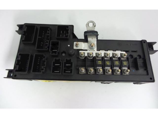 Блок предохранителей Volvo V70