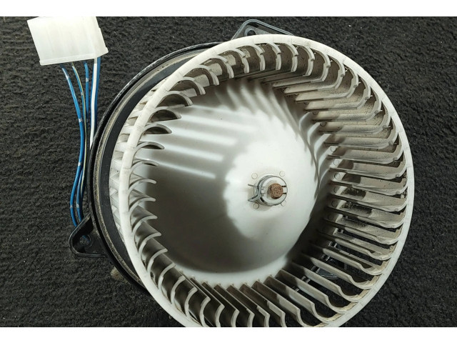 Вентилятор печки    894000   Mazda 323 F