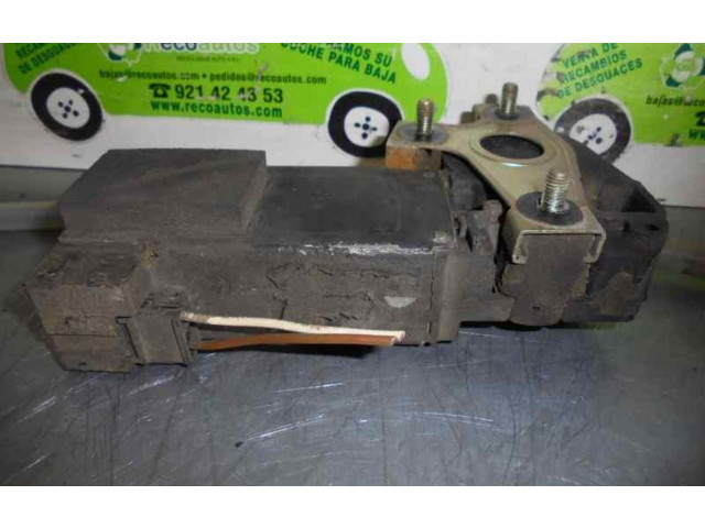 Pojistková skříňka Электрический механизм для подъема окна без двигателя 2PINES, 5PUERTAS.   Renault 21 1991