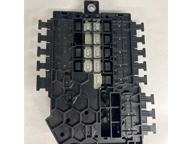 Pojistková skříňka A2135401115 Mercedes-Benz C W205 2020