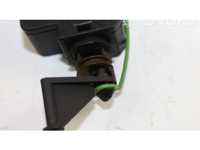 Degalų bako dangtelio spynos varikliukas