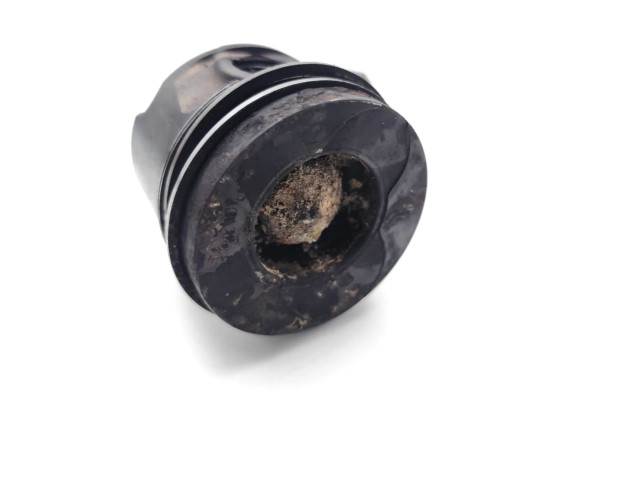 Píst K9K766 Renault Clio III K9K766