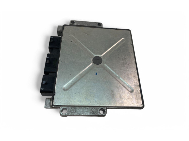 Блок управления двигателем Блок управления 30729351   Volvo V70