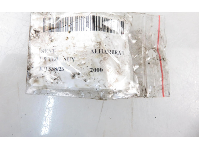 Vstřikovač 0414720029, 038130073AC Seat Alhambra (Mk1) AUY