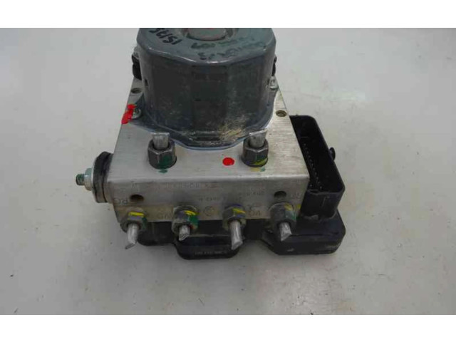 Блок АБС 476608845R Dacia Duster - года