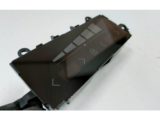 Блок управления климат-контролем 31674024   Volvo V60