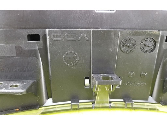 Панель приборов 5J0920811D Skoda Fabia Mk2 (5J)