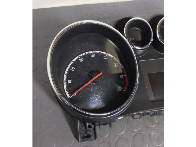 Панель приборов 600775881, 13349517   Opel Meriva B       