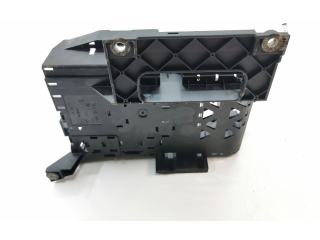 Pojistková skříňka 7L0937548C Audi Q7 4L 2007