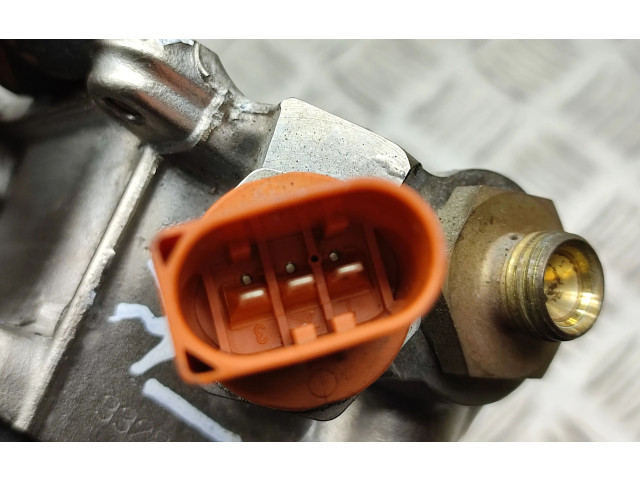 Vstřikovací lišta 3328342, 0261545051 Volkswagen Tiguan Cav