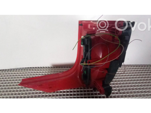 Задний фонарь  PEUGEOT5008, 26120202    Peugeot 5008   